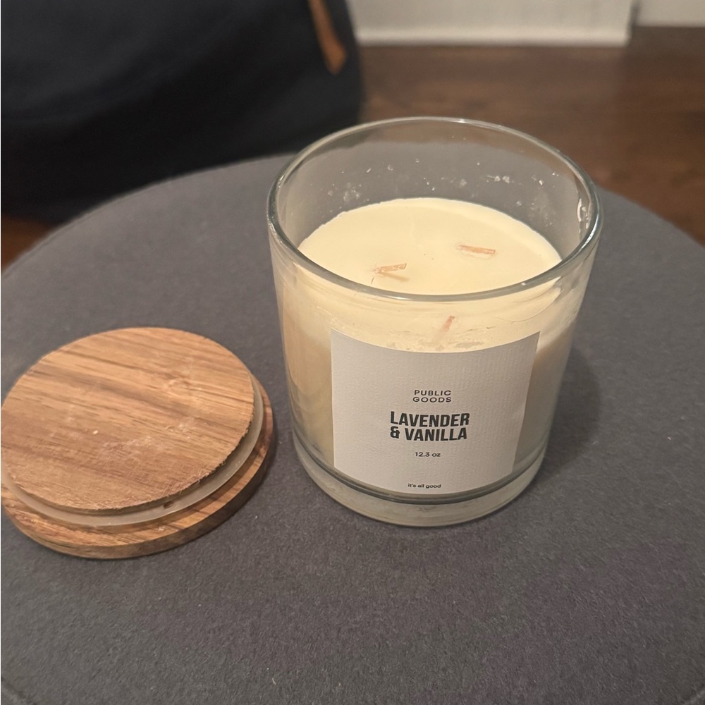 Public Goods candle - Picture 3 of 5